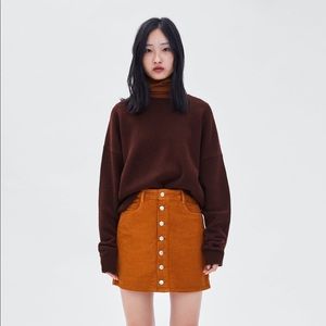 🍌 Zara Corduroy Orange Skirt Button down